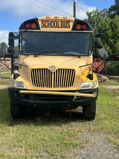2010 IC Corporation PB105 Bus (OFF SITE)