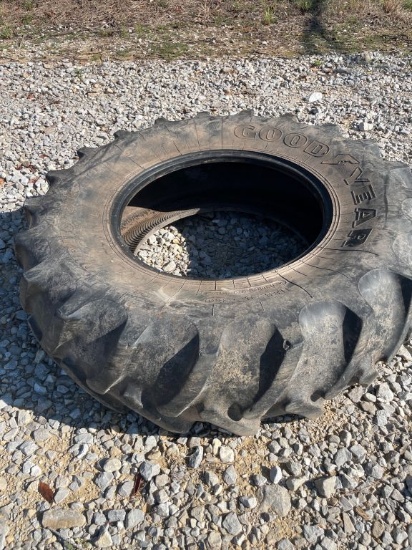 Goodyear Duratorque 18.4-30