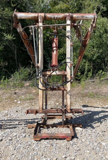 Hay Unroller Live & Online Auction Auction Date: Saturday, September 19,