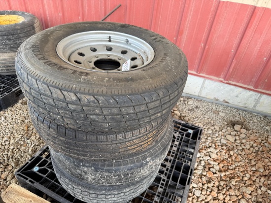 (4) St235/80r16 Tires