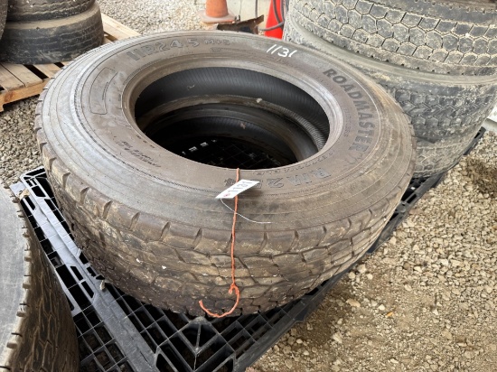(2) 11r24.5 Tires