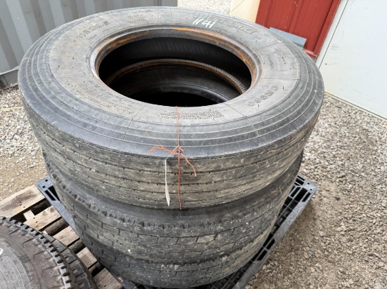 (3) 11r22.5 Tires