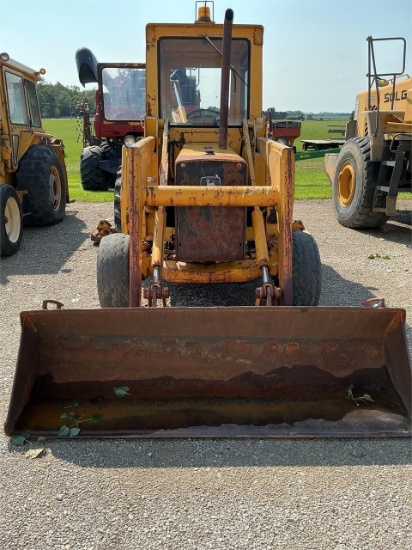 John Deere 310 Tractor-loader-backhoe