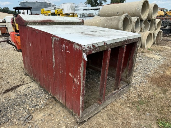 Calf Feeder