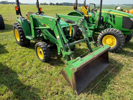 John Deere 4310