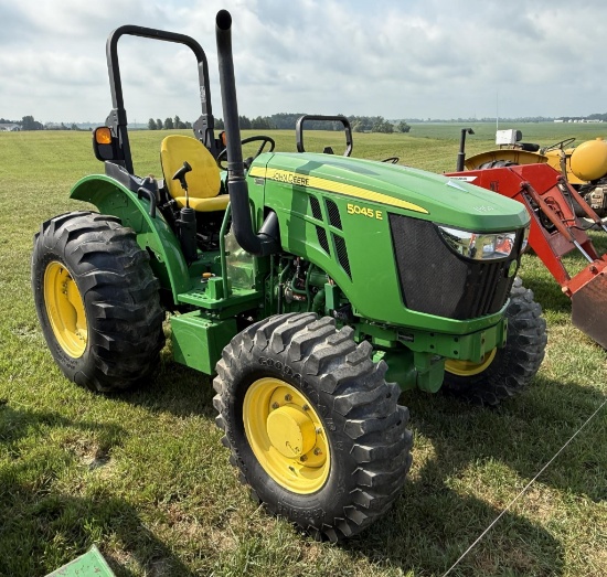 John Deere 5045e