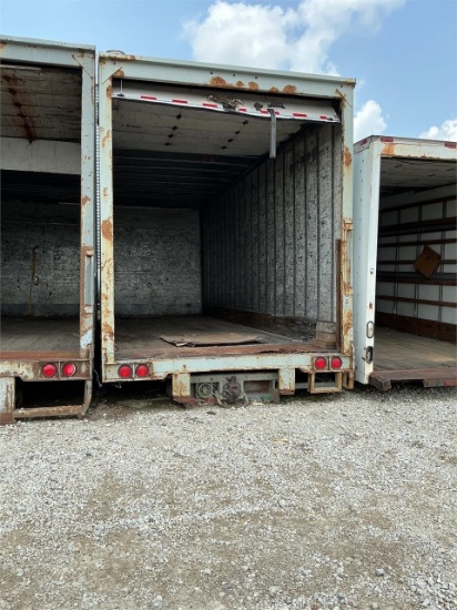 27' Storage Trailer