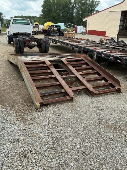 Dozer Bed