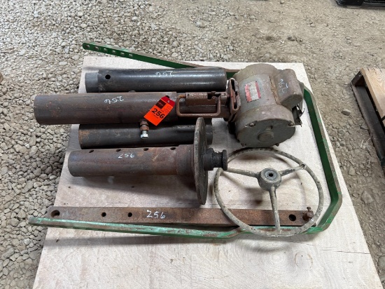 (5) Receivers For Gn Trailer, Electric Motor,...