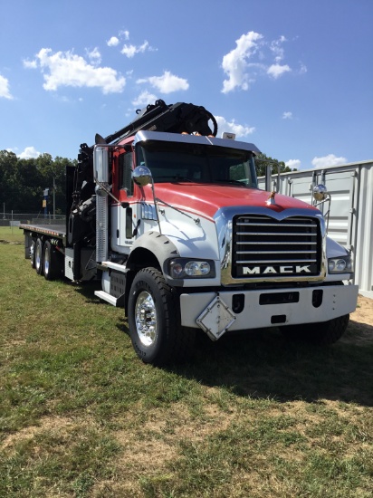 Hiab 322E-4 Hipro Knuckle Boom Crane Mtd on 2013 Mack GU713 Tri/A Flatbed