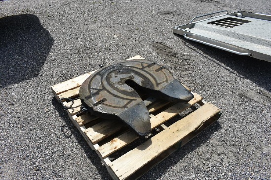 5th Wheel Plate