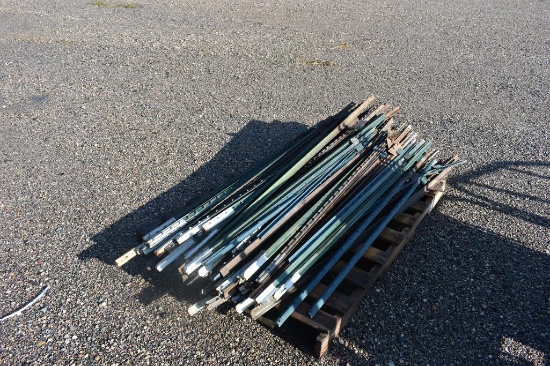 Approx 40 T Post, 5 Lighter U Post, One Money For Lot,