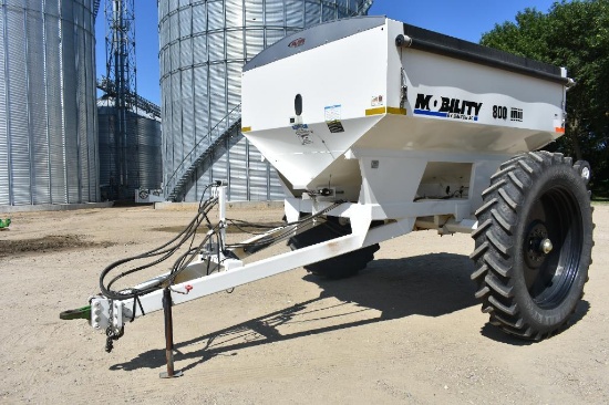 Mobility 800 Row Crop 8 Ton Fertilizer Spreader