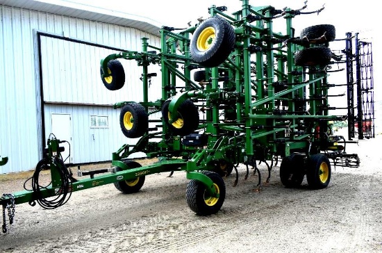 2022 52'6" John Deere 2230FH Field Cultivator,