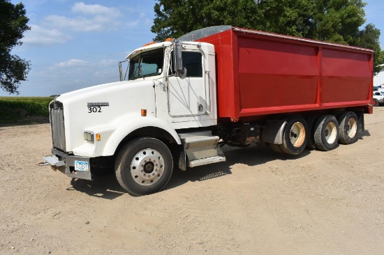 1993 Kenworth Tri Axle Grain Truck,20 Steel Box,