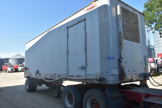 1996 Great Dane 28 Enclosed Single Axle Water Semi Trailer,