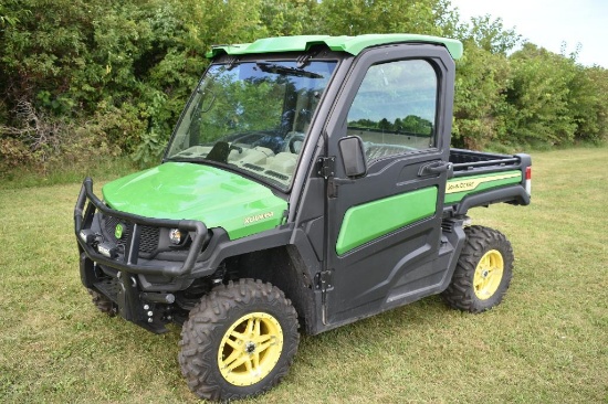 2022 John Deere 835R XUV Side by Side Gator, Street Legal, Full Cab, Heat, AC