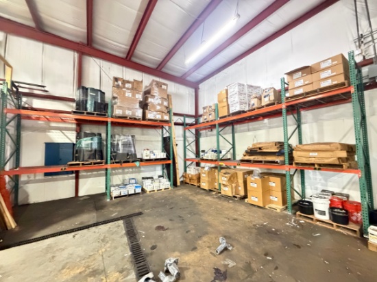 12 ft High Heavy-Duty Pallet Racking Section with Wire Decking
