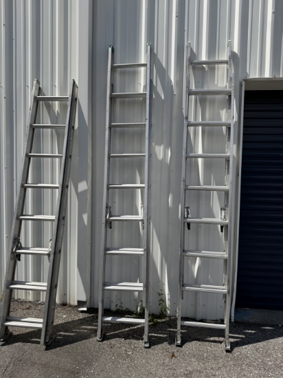Werners 8' Aluminum Extension Ladders