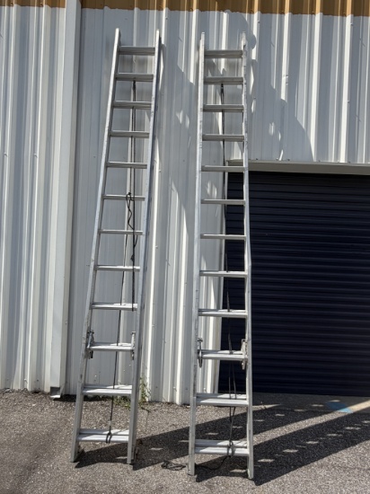 16'–24' Aluminum Extension Ladder w/ Rope & Pulley