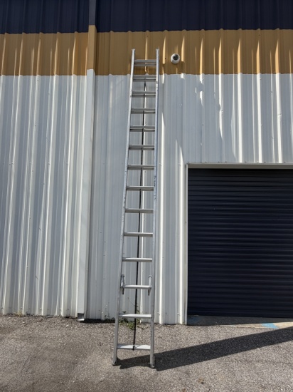Werner 14'–26' Extension Ladder -300 lb Capacity