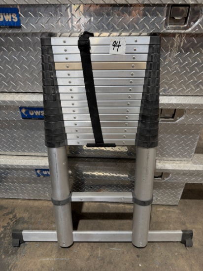 Telescoping Aluminum Ladder with Stabilizer Base