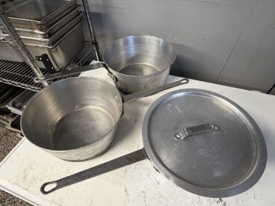 Assorted Sized Sauce Pots
