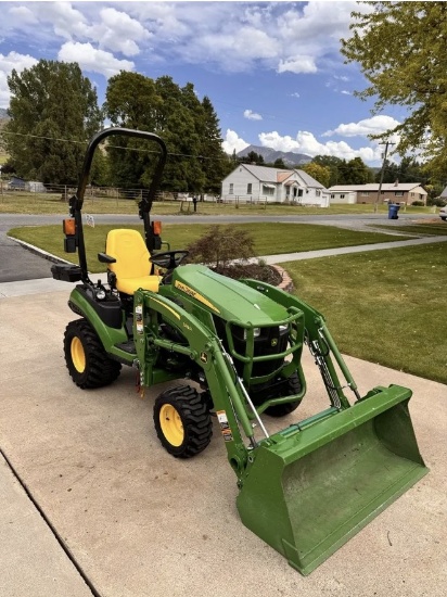 John Deere 1025R Compact Tractor For Sale