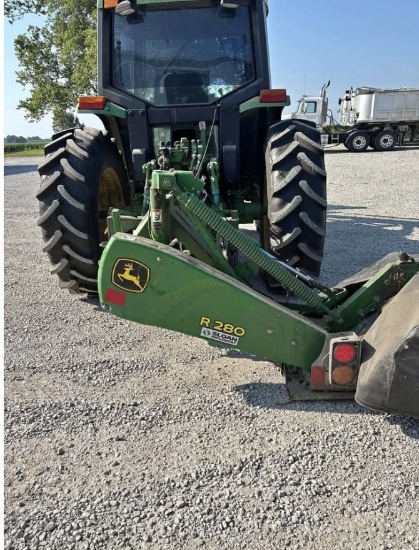 2017 John Deere R280 9-Foot Disc Mower