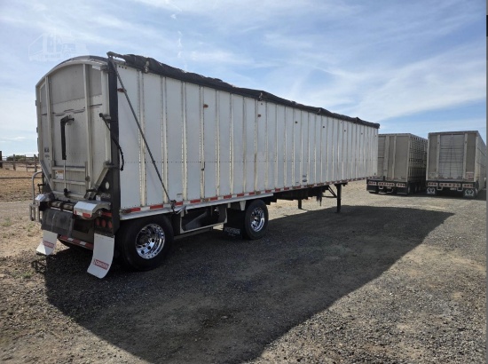 2017 Western Trailers 44 ft Wide Belt Trailer