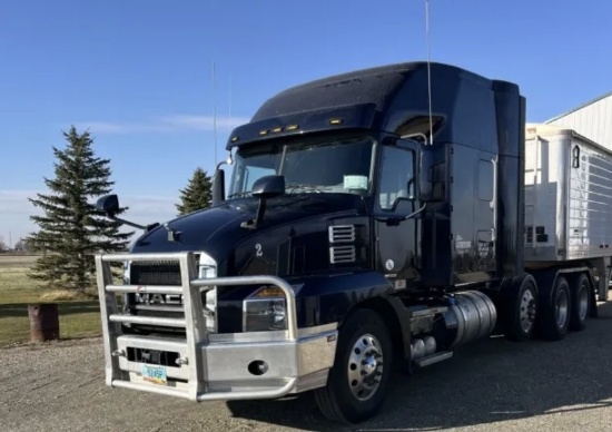 2020 Mack Anthem AN64T Semi Truck