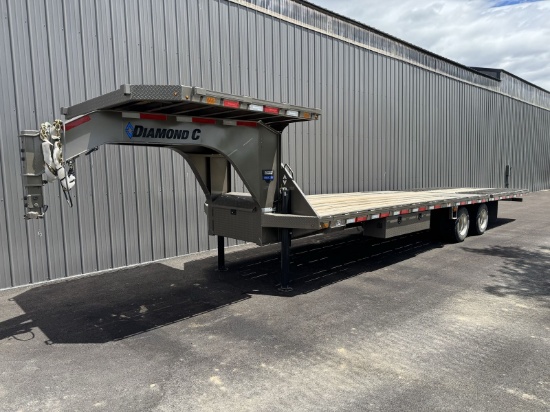 2026 Diamond C FMAX-HDT 216 40K Hydraulic Dovetail Gooseneck 8.5x32