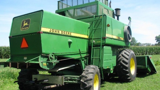 1987 John Deere 7720 Titan II Combine – For Sale in Taylorville, IL 62568