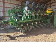 John Deere 1795 16/31 Split-Row Planter