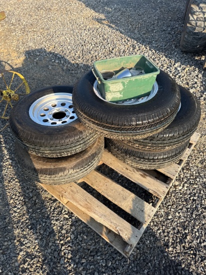 Brand New 225/75R15 rims and tires