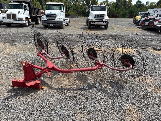 Bushhog LWR48 Hay Rake