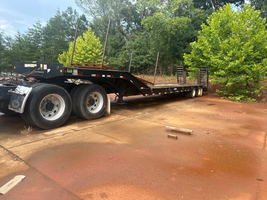2015 Pitts LowboyHeavy-Duty Tandem Axle Gooseneck Trailer with Ramps