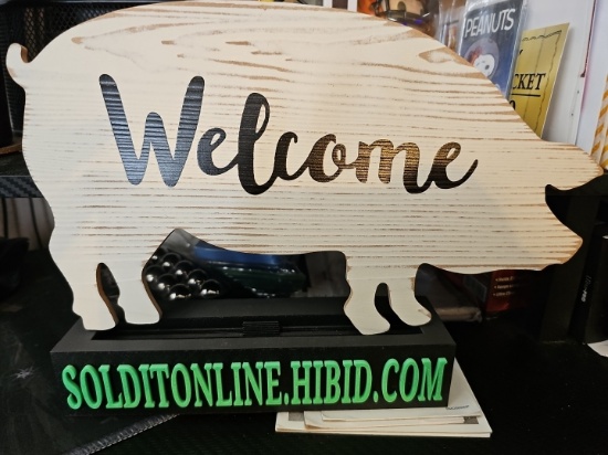 Wooden Pig "Welcome" Hanging Sign
