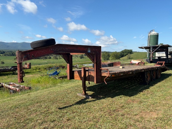 Tri axle, better built gooseneck, 24 foot, 20 foot flat, 4 foot dovetail, has fold down ramps, 7.00-