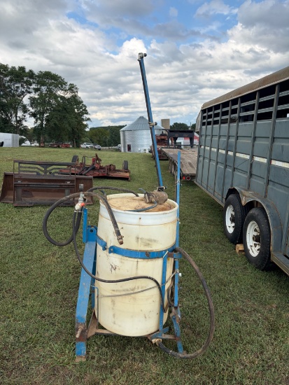 3 point 55 gallon sprayer with booms, with electric pump, 12 volt