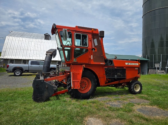 New Idea 708 Uni-System unit that has been converted into a Snowblower, operates good, Perkins 6cyl