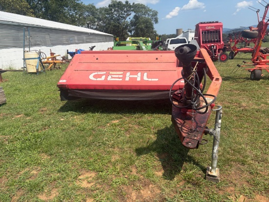 Gehl 2340 disc bine, all in good working order, has drawbar tongue hitch