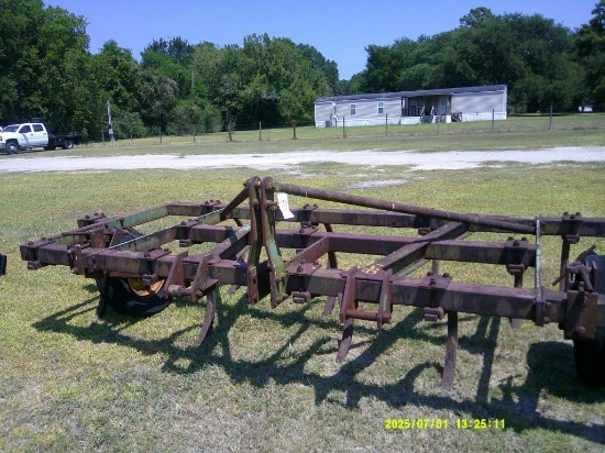 Chiesel Plow