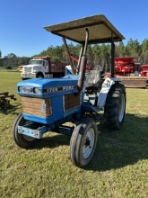 197 1720 FORD TRACTOR