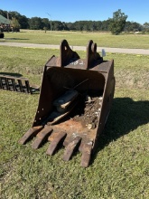 552 36" EXCAVATOR BUCKET