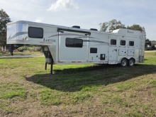 Lokota Horse Trailer With Living Quarters