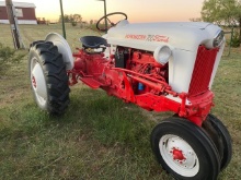 Ford 700