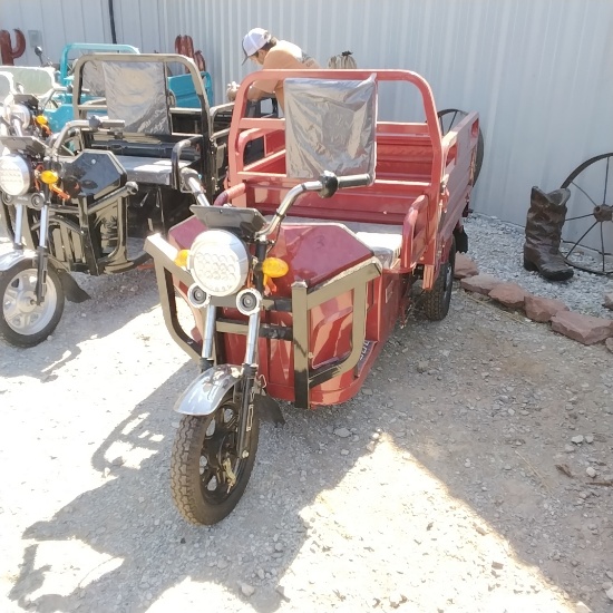 3 wheel cart dump bed.