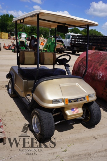 PAR CAR GOLF CART (R)