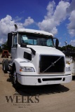 VOLVO D11 SEMI TRUCK (R)